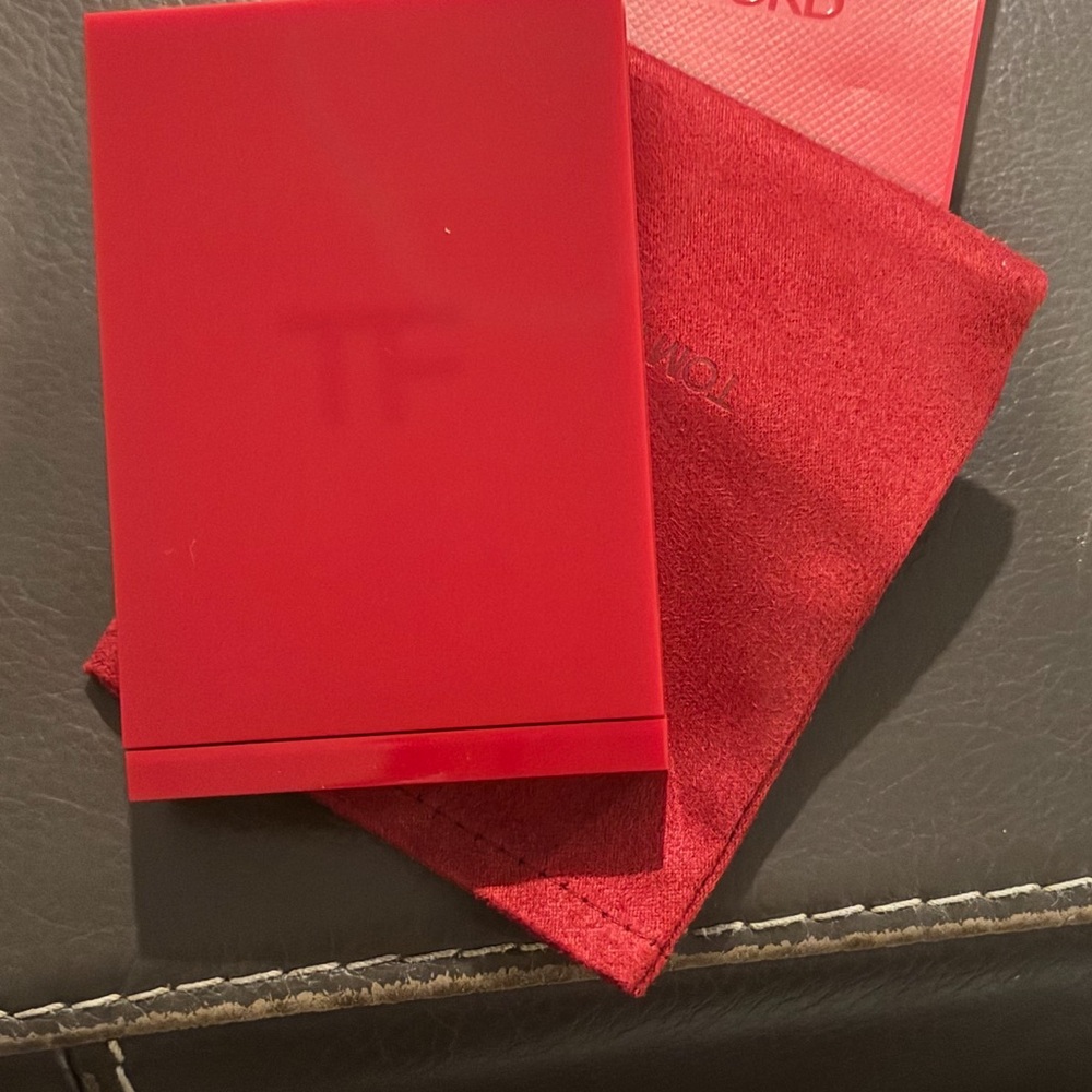 Tom Ford Eye Color Quad in Vibrant Red